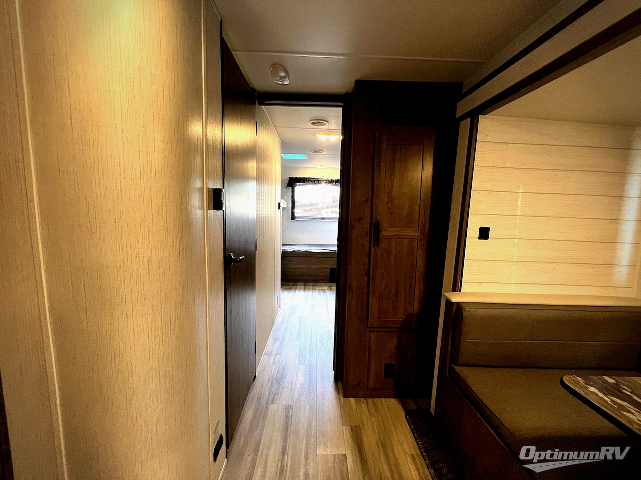 2024 Heartland Pioneer DS320 Photo 16
