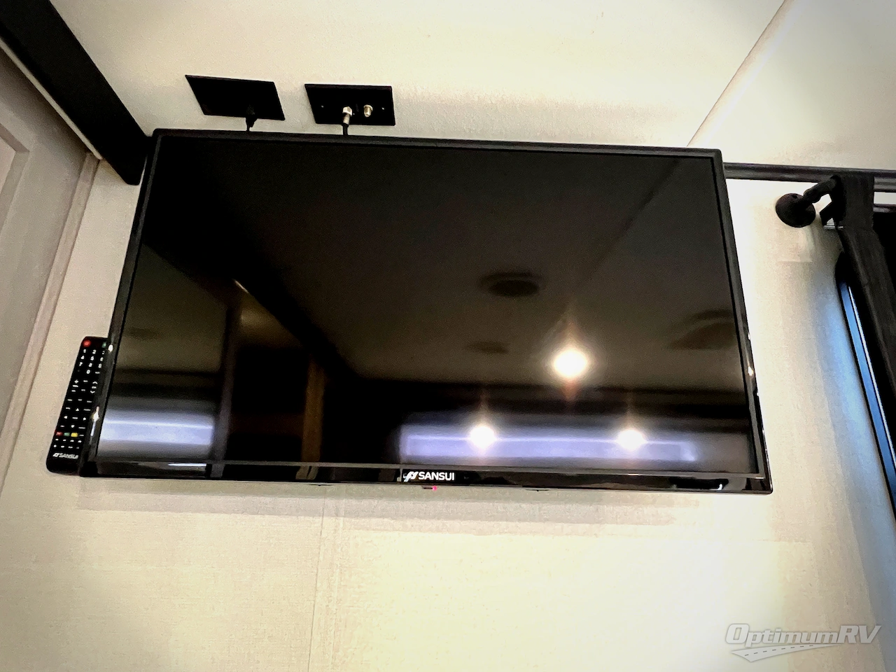 2024 Heartland Cyclone 4006 Photo 44