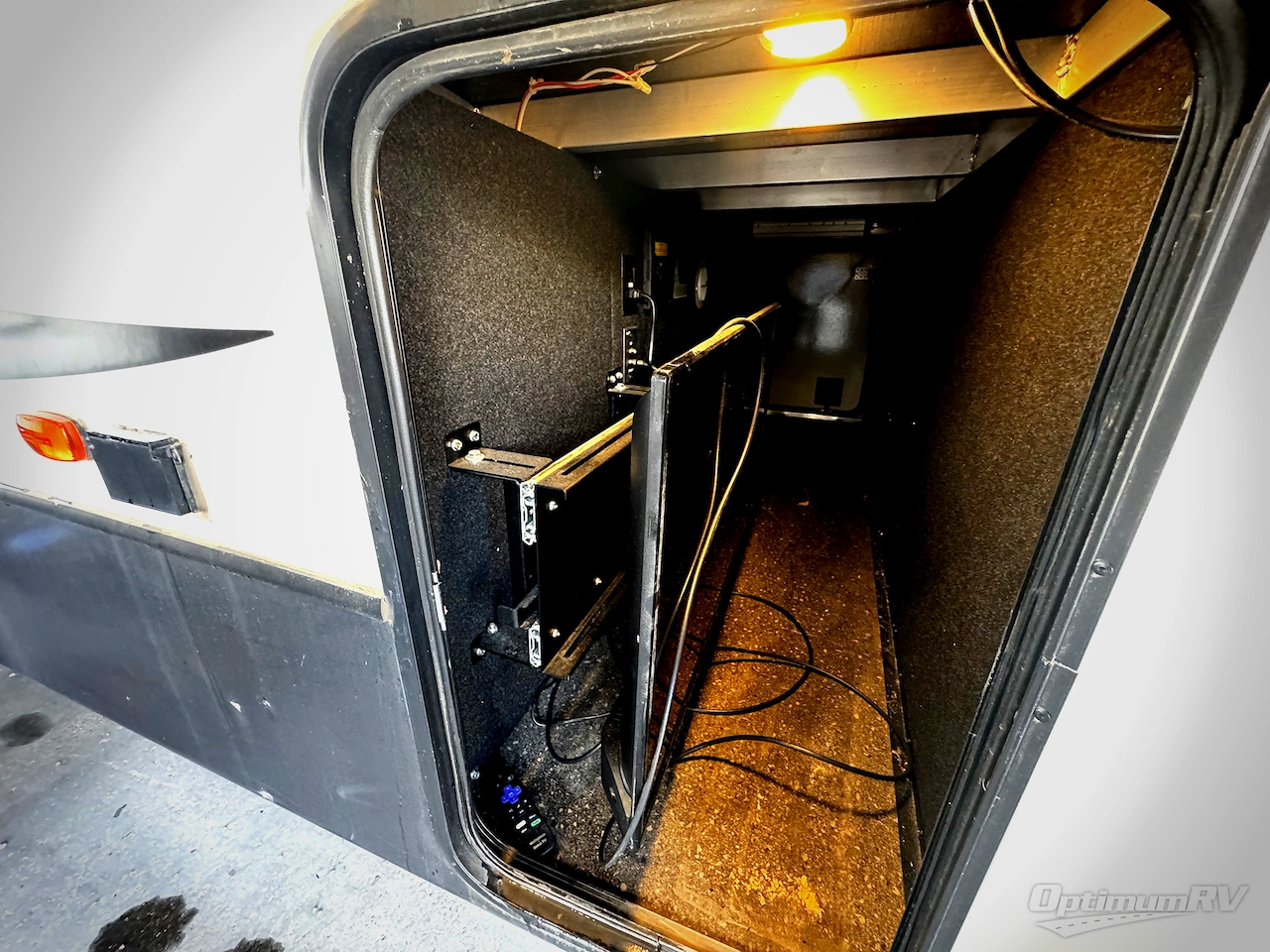 2021 Keystone Montana 3761FL Photo 5