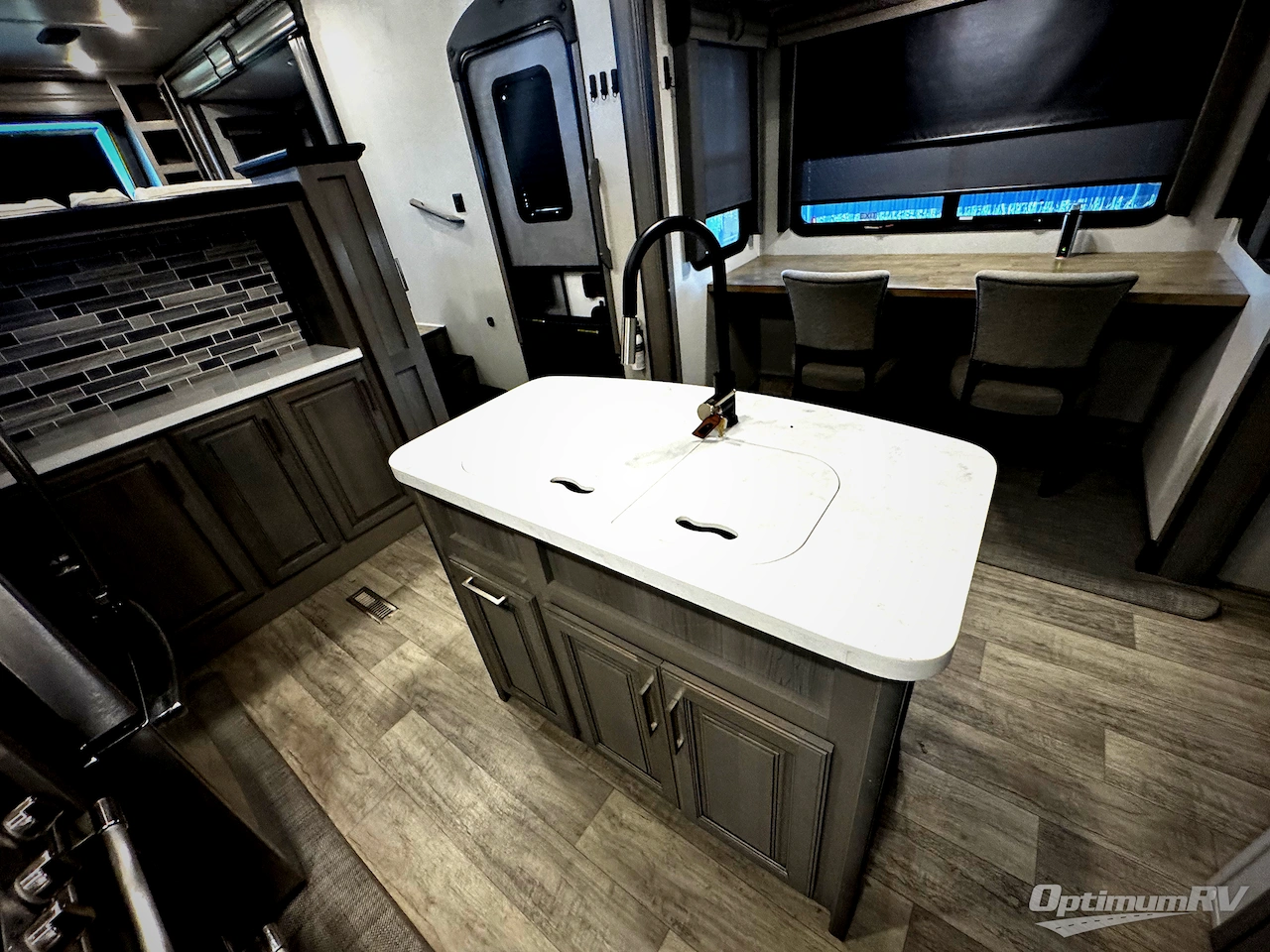 2021 Keystone Montana 3761FL Photo 11