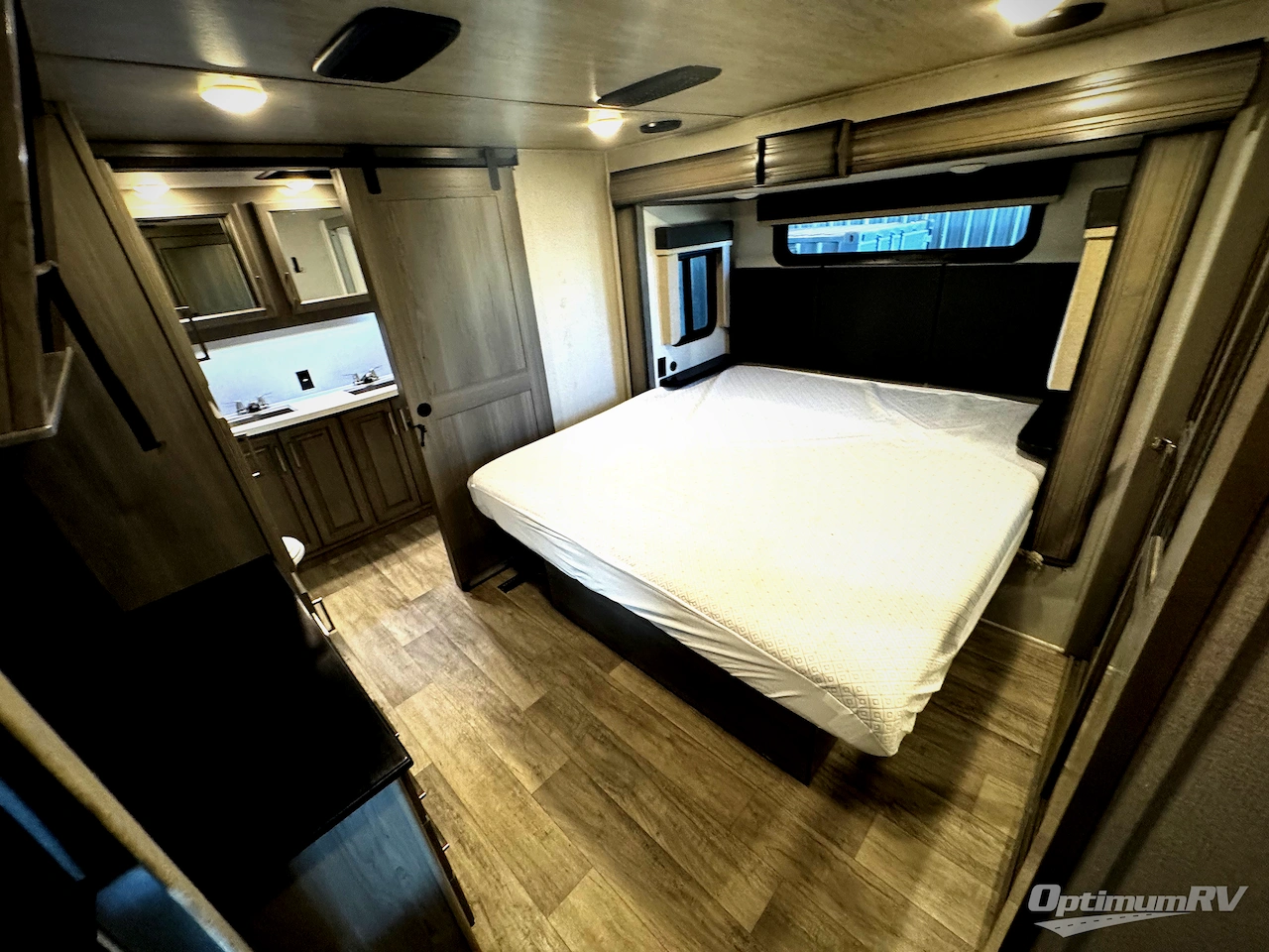 2021 Keystone Montana 3761FL Photo 18