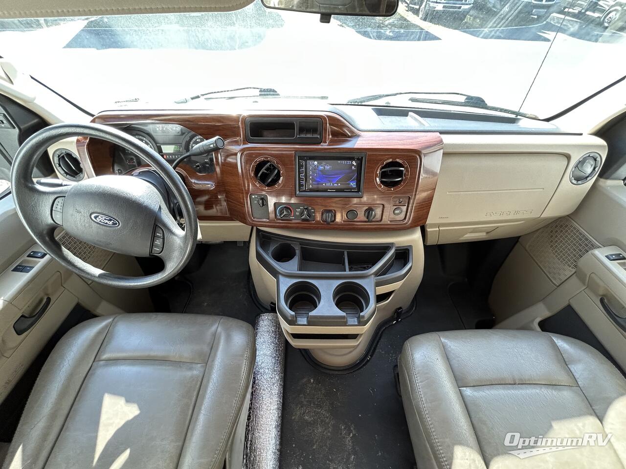 2019 Forest River Forester 2421MS Ford Photo 6