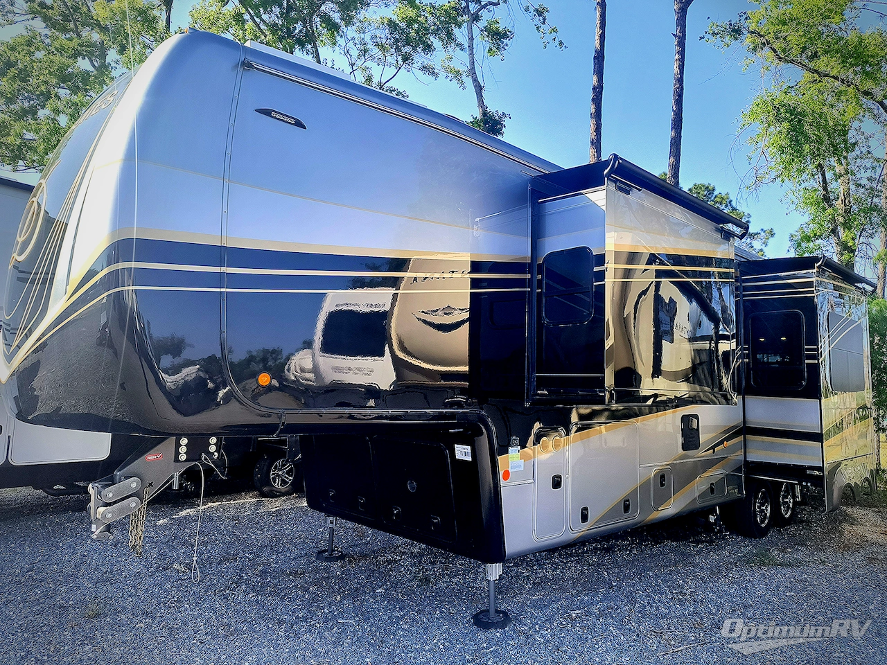 2024 DRV Luxury Suites Mobile Suites MS 41RKDB Photo 5