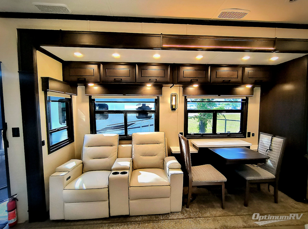 2024 DRV Luxury Suites Mobile Suites MS 41RKDB Photo 11