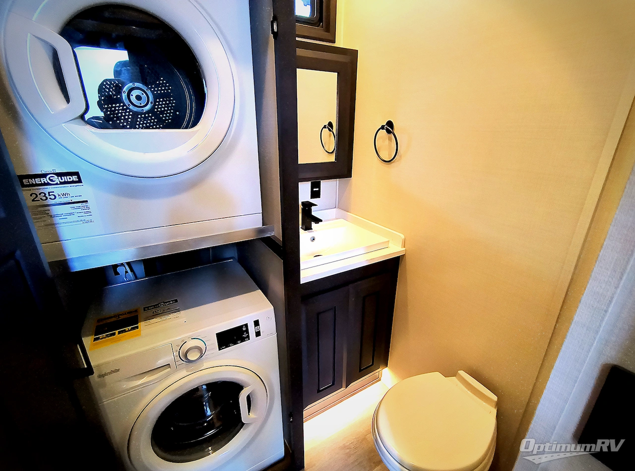 2024 DRV Luxury Suites Mobile Suites MS 41RKDB Photo 15