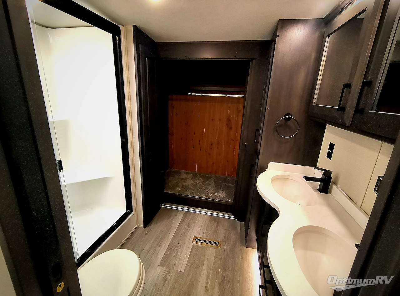 2024 DRV Luxury Suites Mobile Suites MS 41RKDB Photo 20