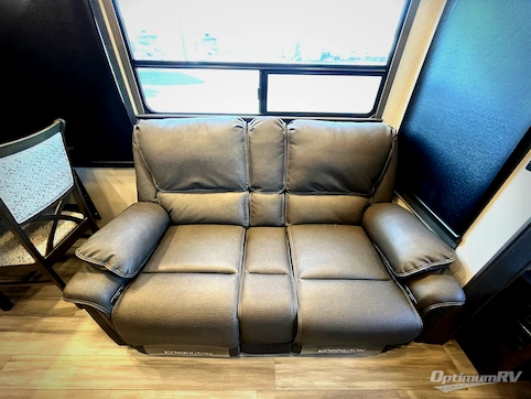 2021 Alliance Paradigm 370FB RV Photo 2