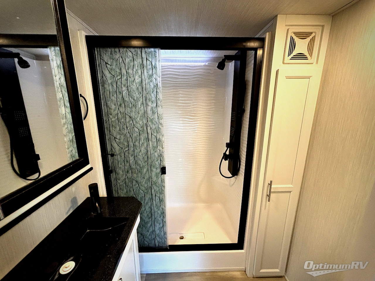 2024 Forest River Cedar Creek Cottage 40CDL Photo 13
