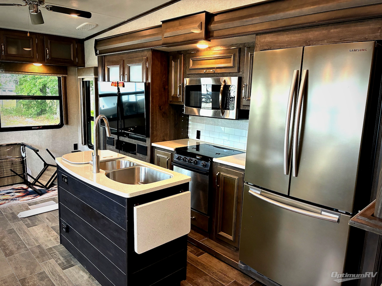 2018 Keystone Montana High Country 385BR Photo 6