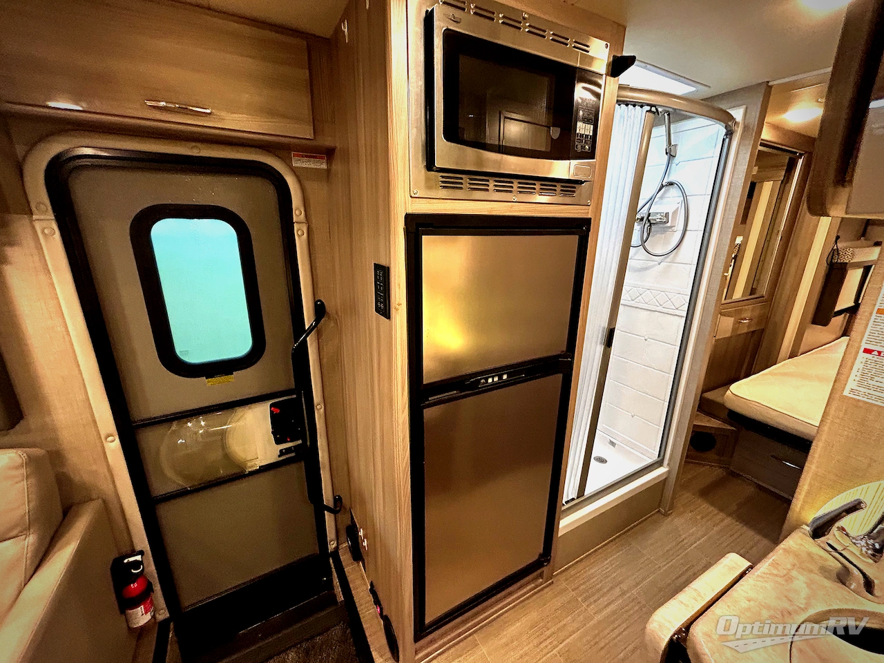 2022 Thor Tiburon Sprinter 24RW Photo 15