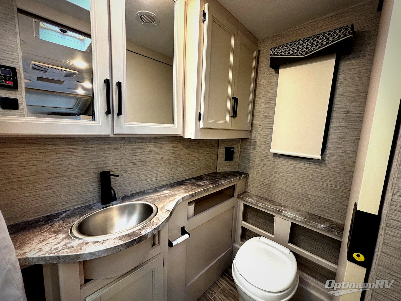 2023 Thor Gemini AWD 23TE Photo 16