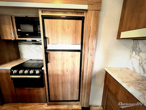 2021 Grand Design Imagine 3110BH RV Photo 4