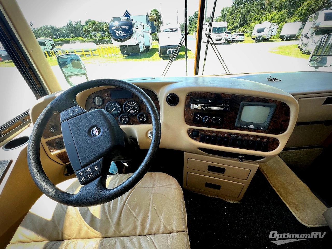 2003 Newmar Dutch Star 3893 Photo 7