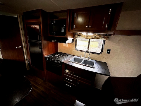 2015 Heartland Prowler 25 LX Lynx RV Photo 4