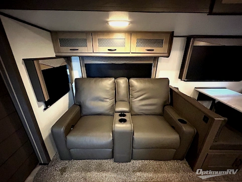 2022 Cruiser Twilight Signature TWS 2620 RV Photo 4