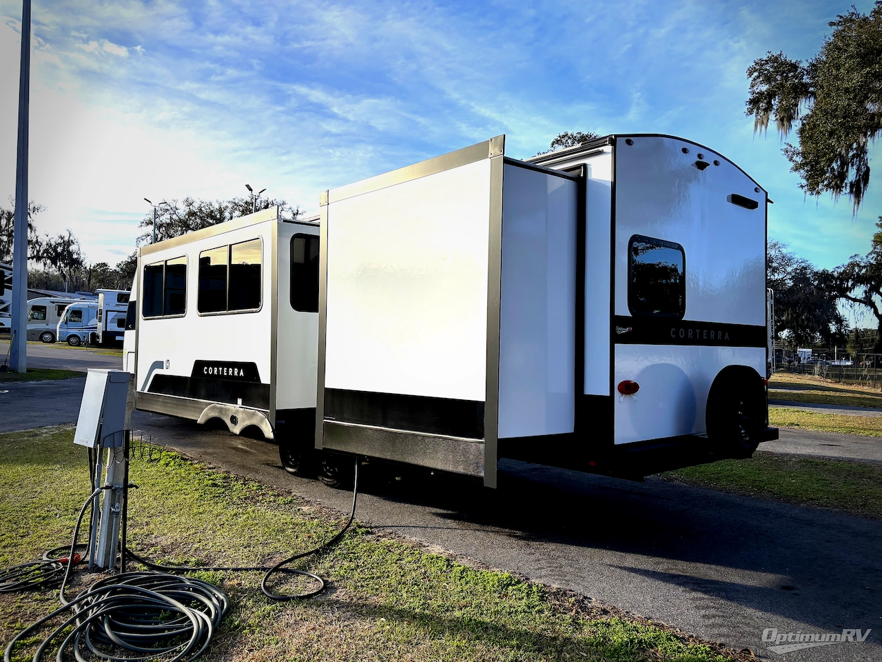 2025 Heartland Corterra 33.3BH Photo 3