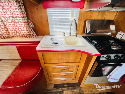 2017 Gulf Stream Vintage Cruiser 19ERD RV Photo 3