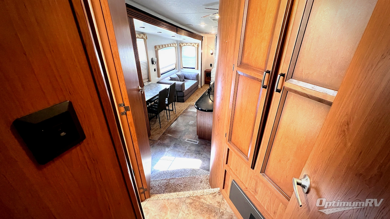2012 CrossRoads Cruiser Patriot  Provincial CF345RF Photo 13