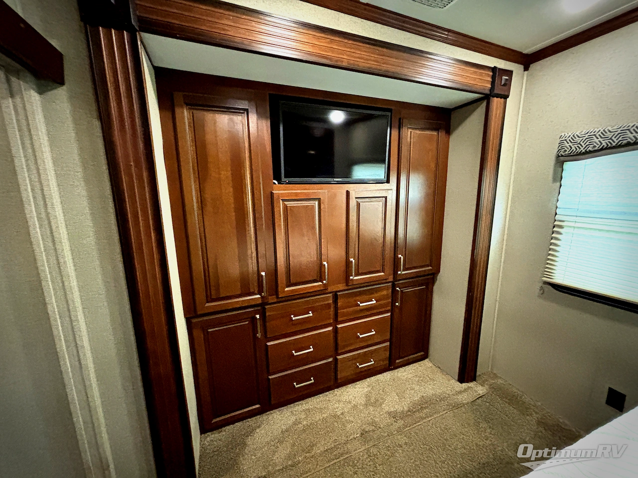 2019 Keystone alpine 3800FK Photo 21