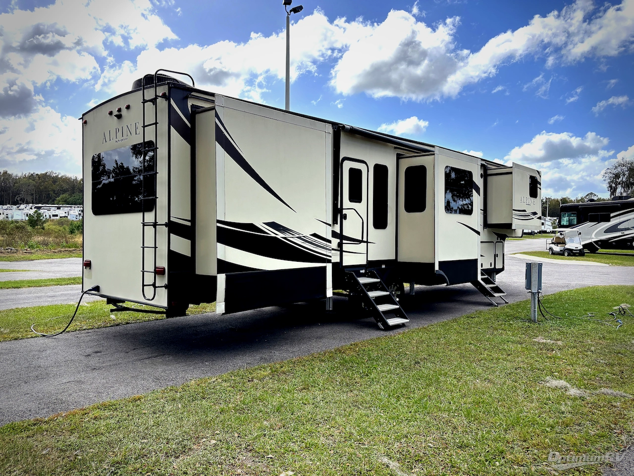 2019 Keystone alpine 3800FK Photo 26