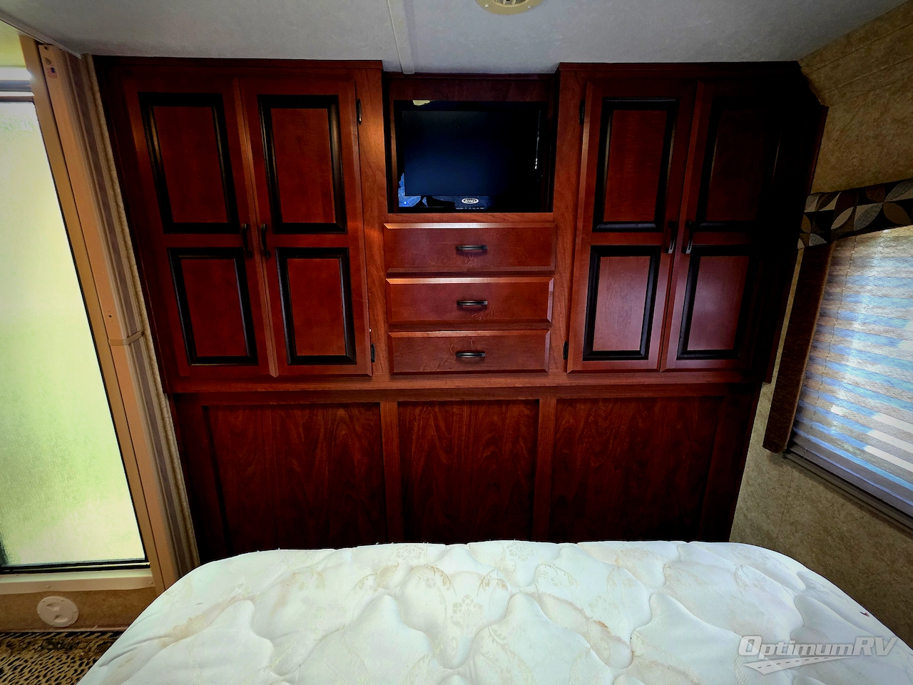 2012 Forest River Sunseeker 2860DS Photo 19