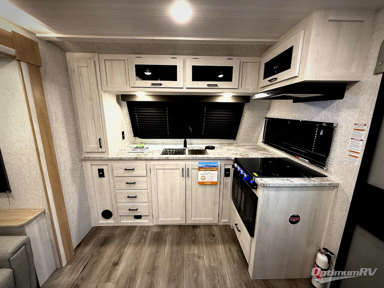 2026 East To West Longitude 230FK Photo 3