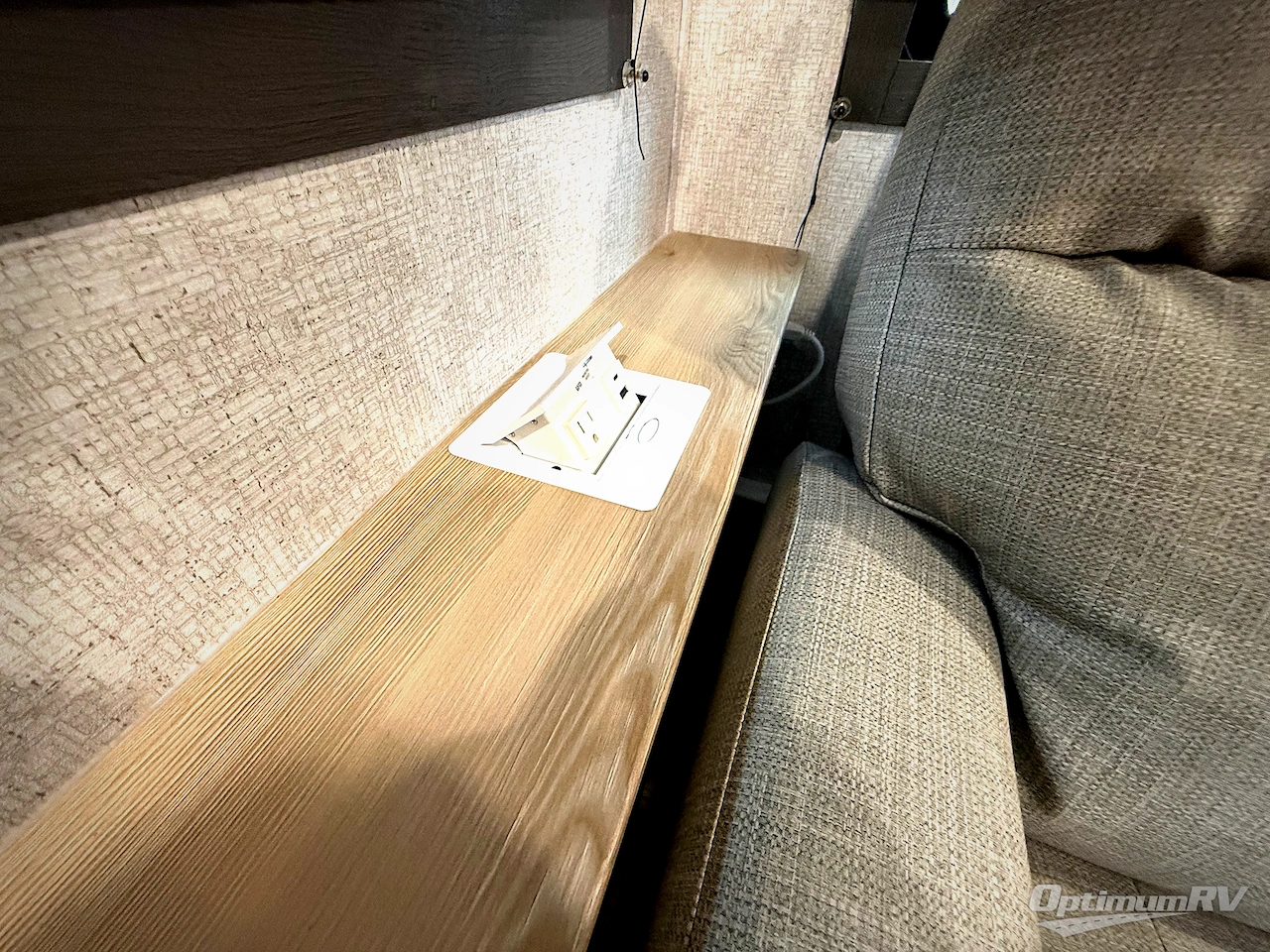 2026 East To West Longitude 230FK Photo 7