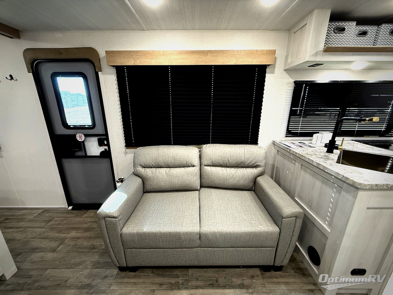 2026 East To West Longitude 285BH Photo 19