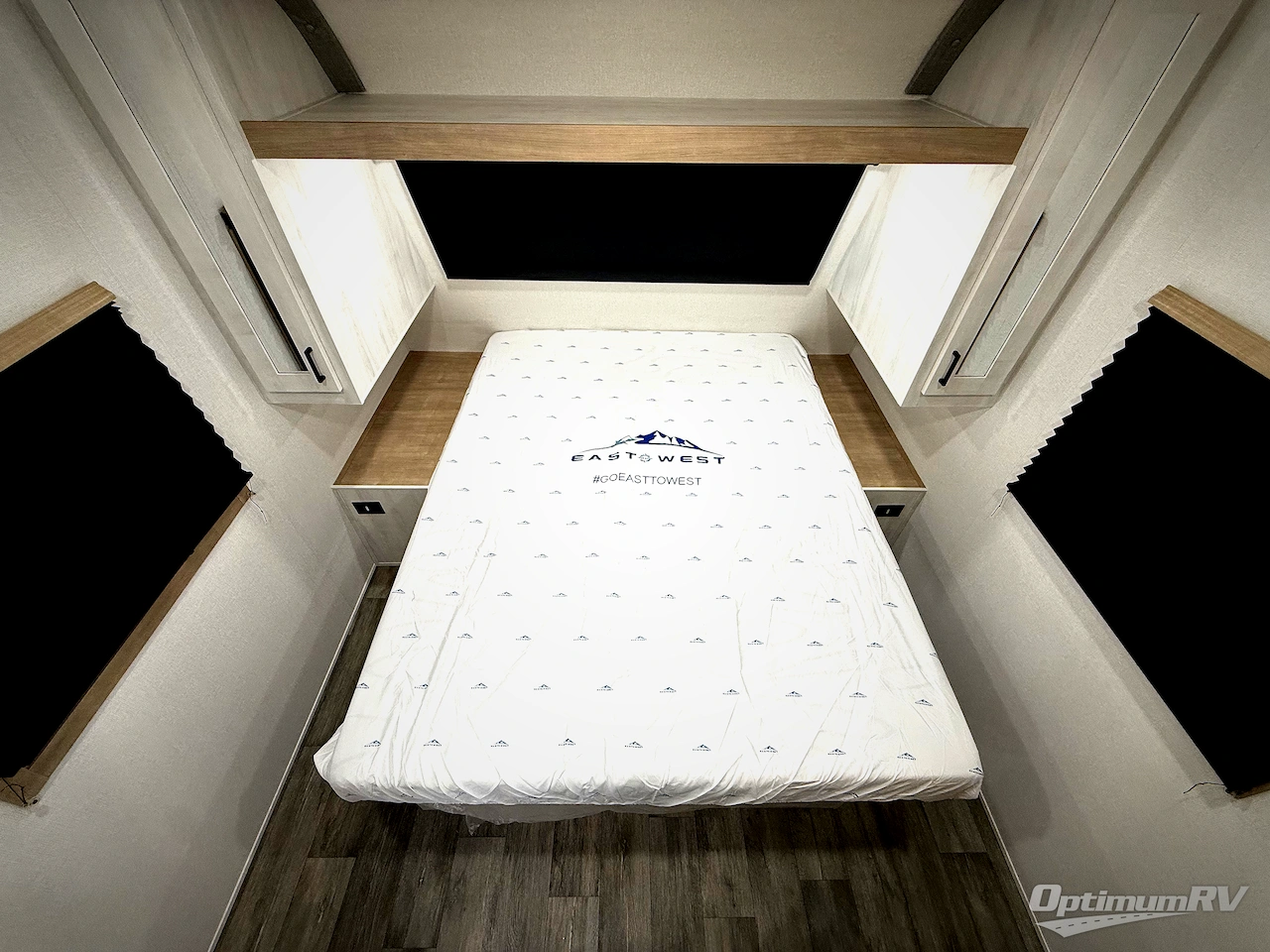 2026 East To West Longitude 319BH Photo 23