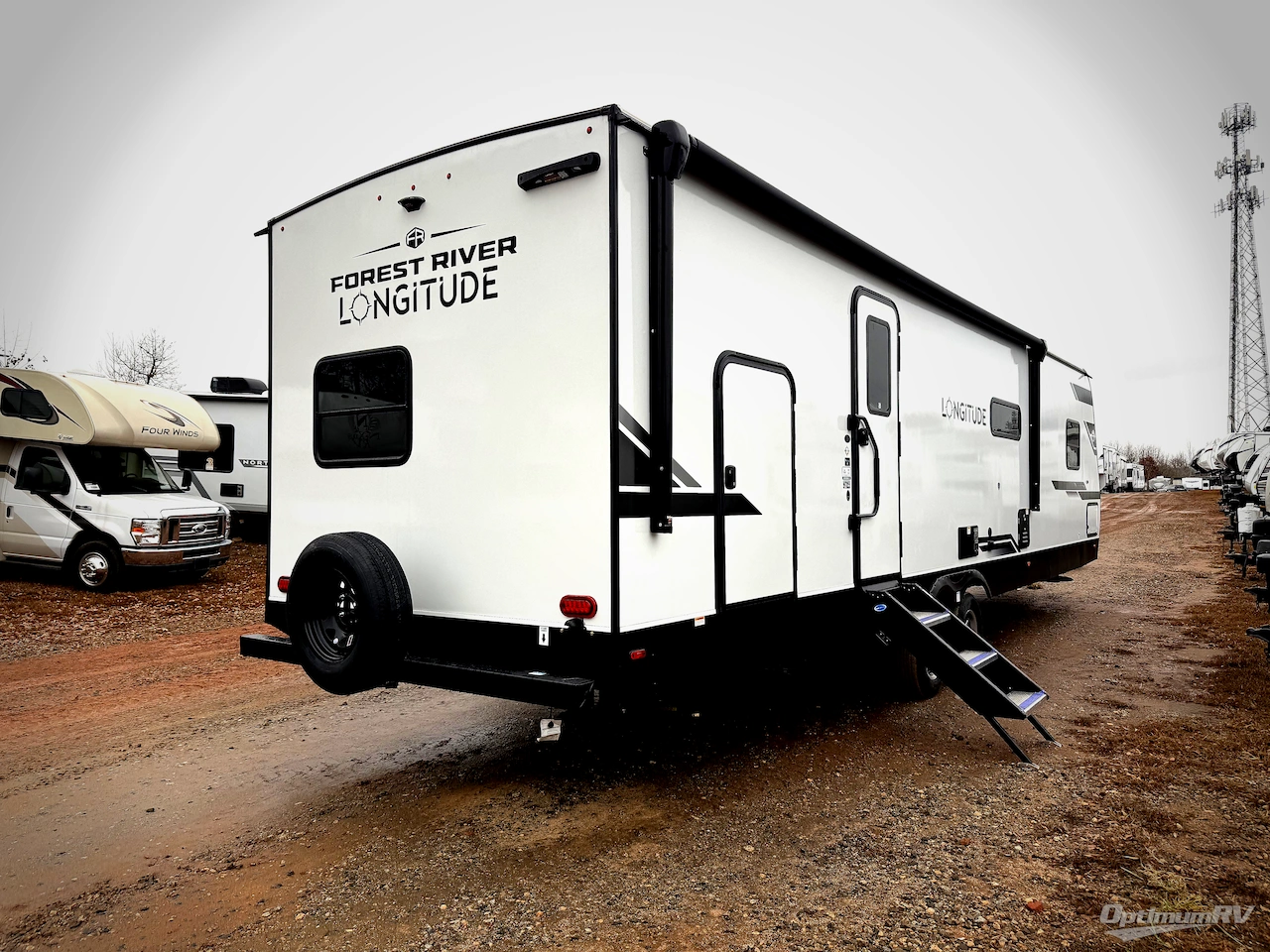 2026 East To West Longitude 319BH Photo 2