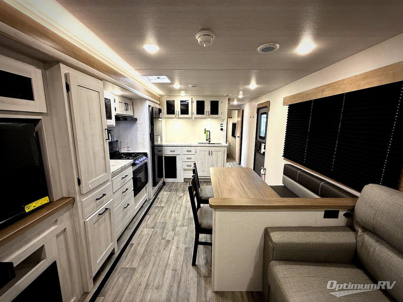 2026 East To West Longitude 310RL Photo 5