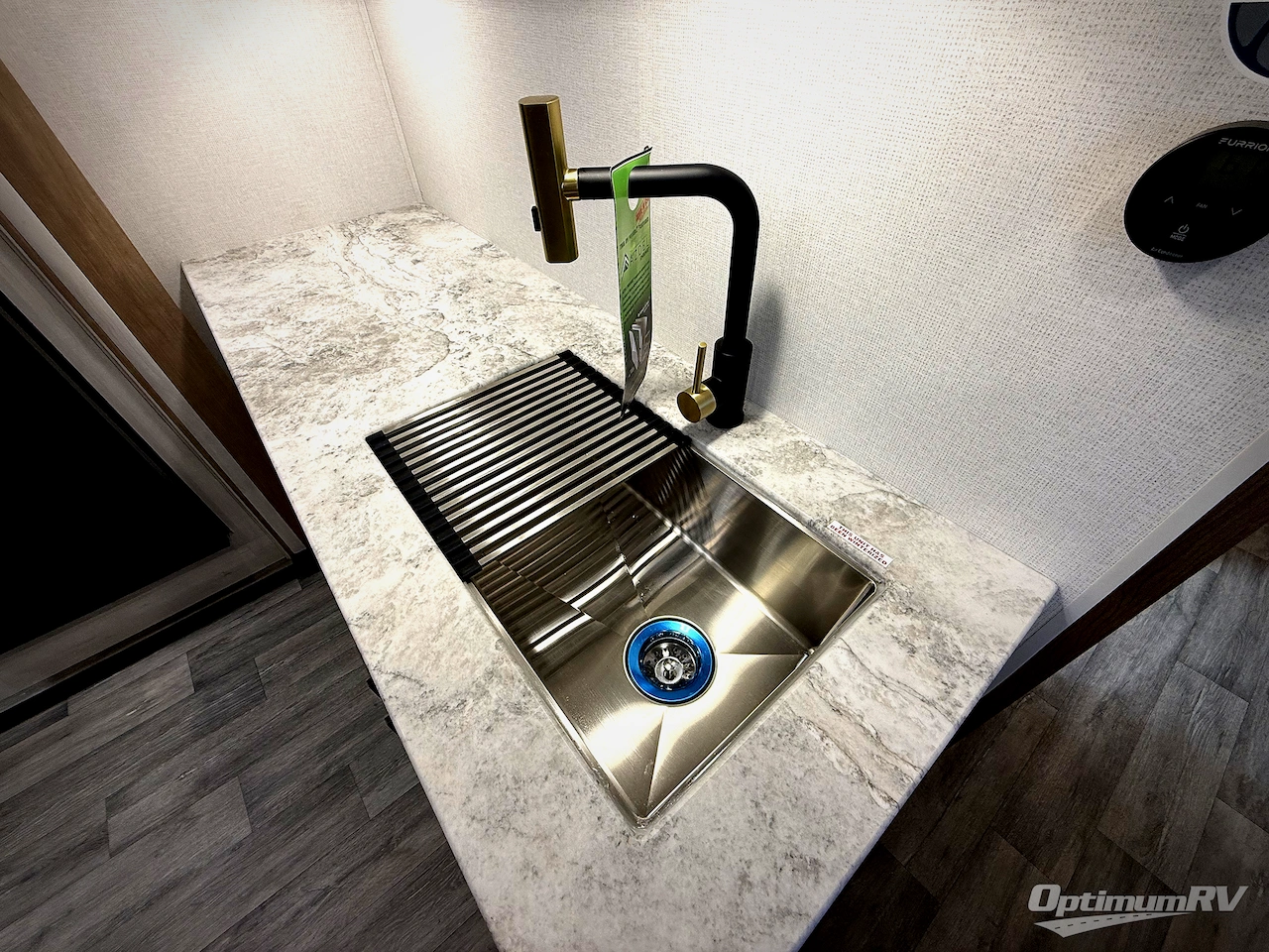 2026 East To West Longitude 310RL Photo 7