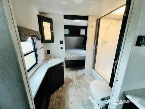 2018 Heartland North Trail 25LRSS King RV Photo 4