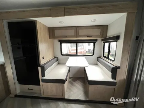 2024 Ember E-Series 22ETS RV Photo 2