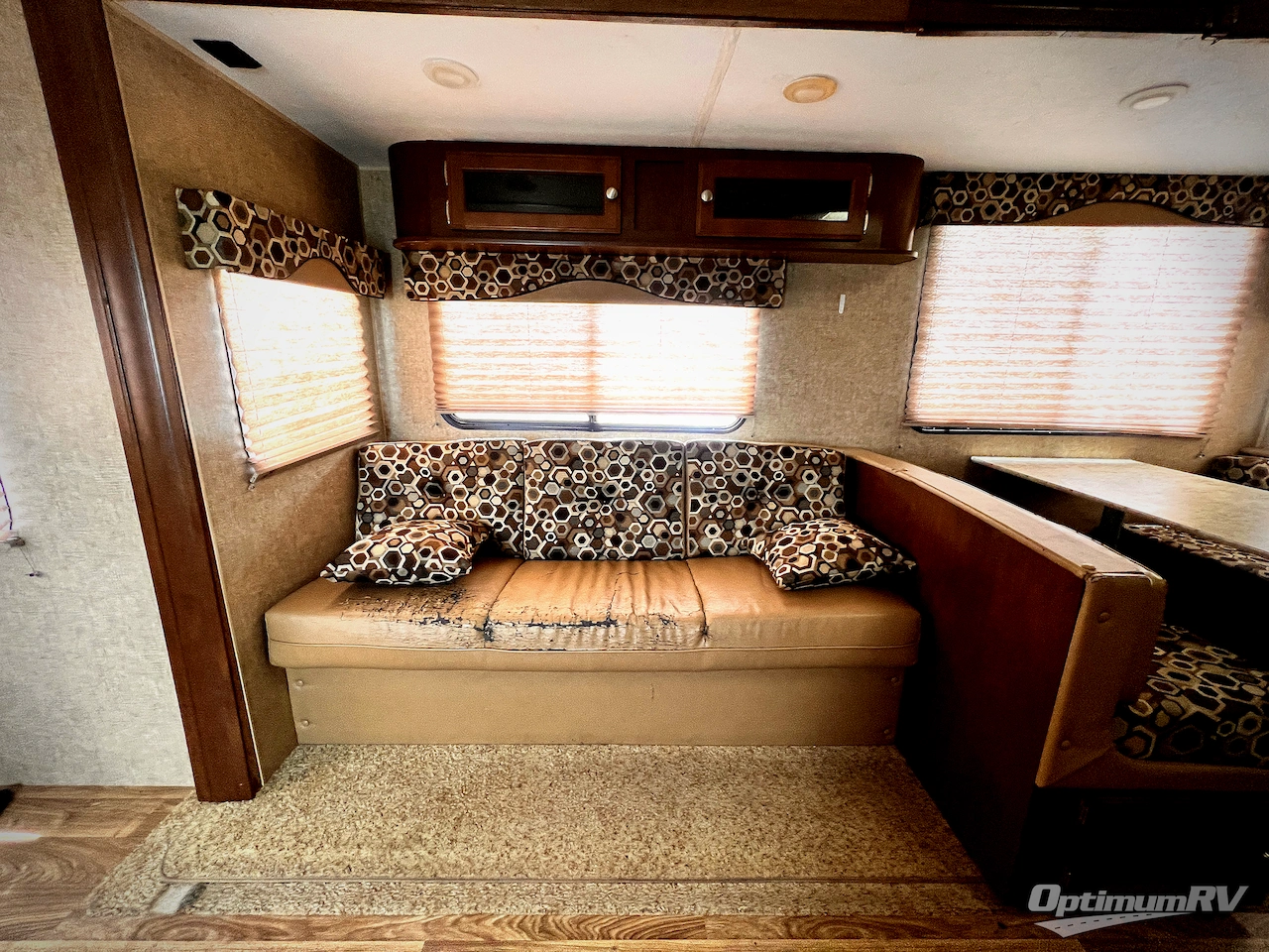 2015 Venture SportTrek 270VRL Photo 6