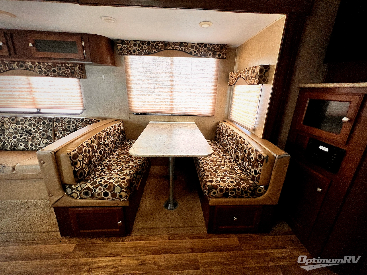 2015 Venture SportTrek 270VRL Photo 7