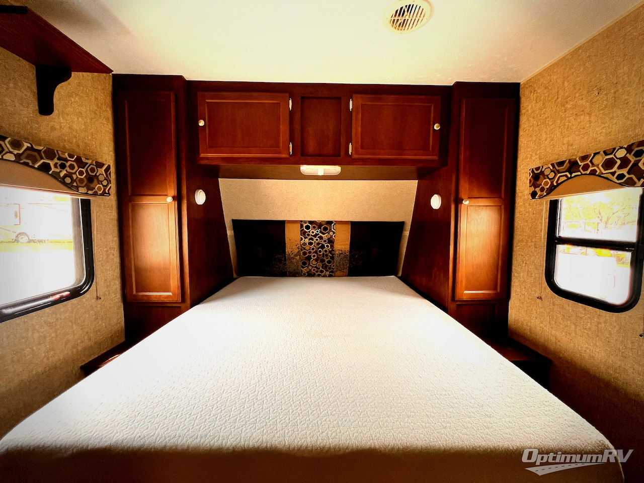 2015 Venture SportTrek 270VRL Photo 14