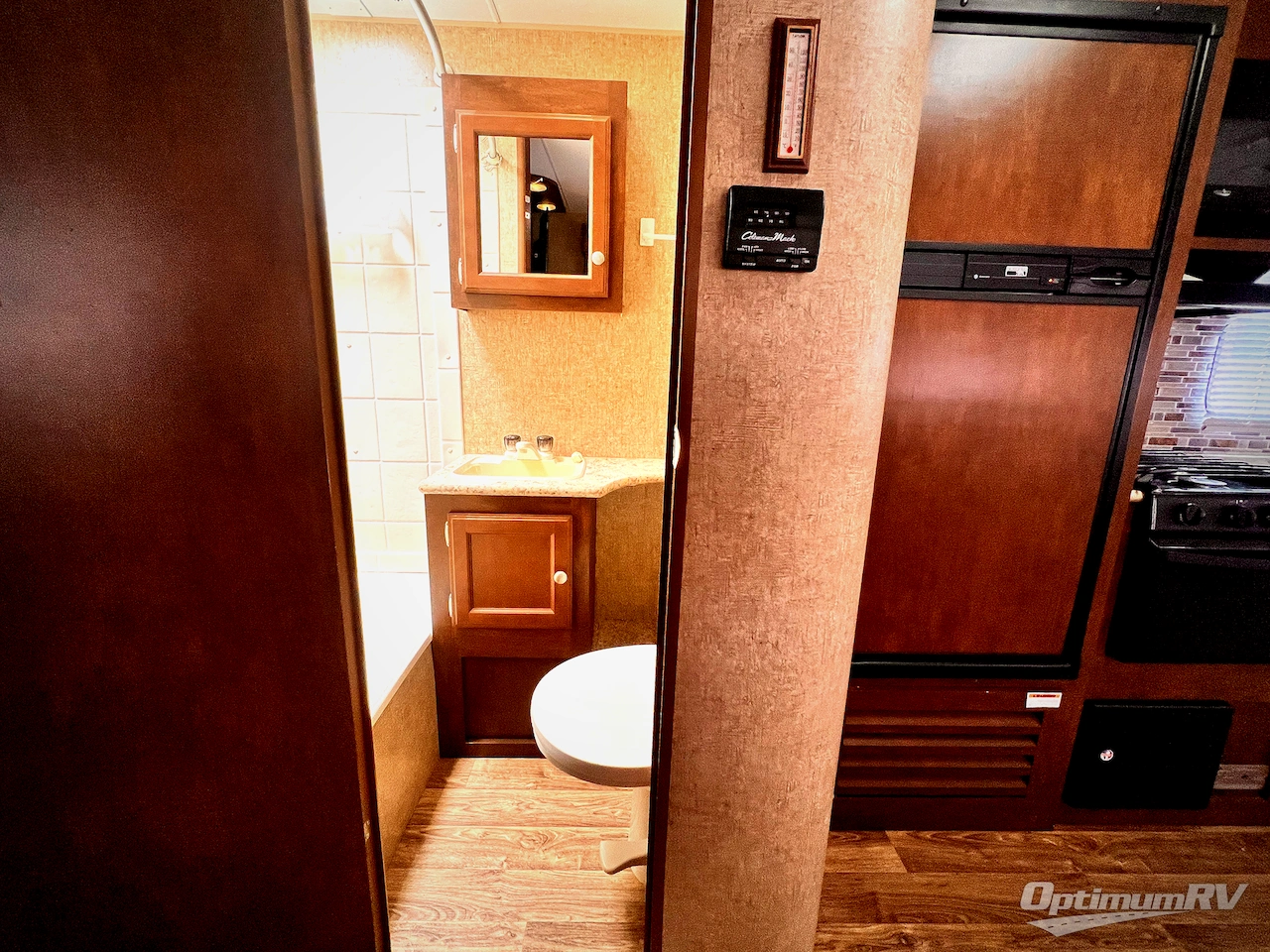 2015 Venture SportTrek 270VRL Photo 15