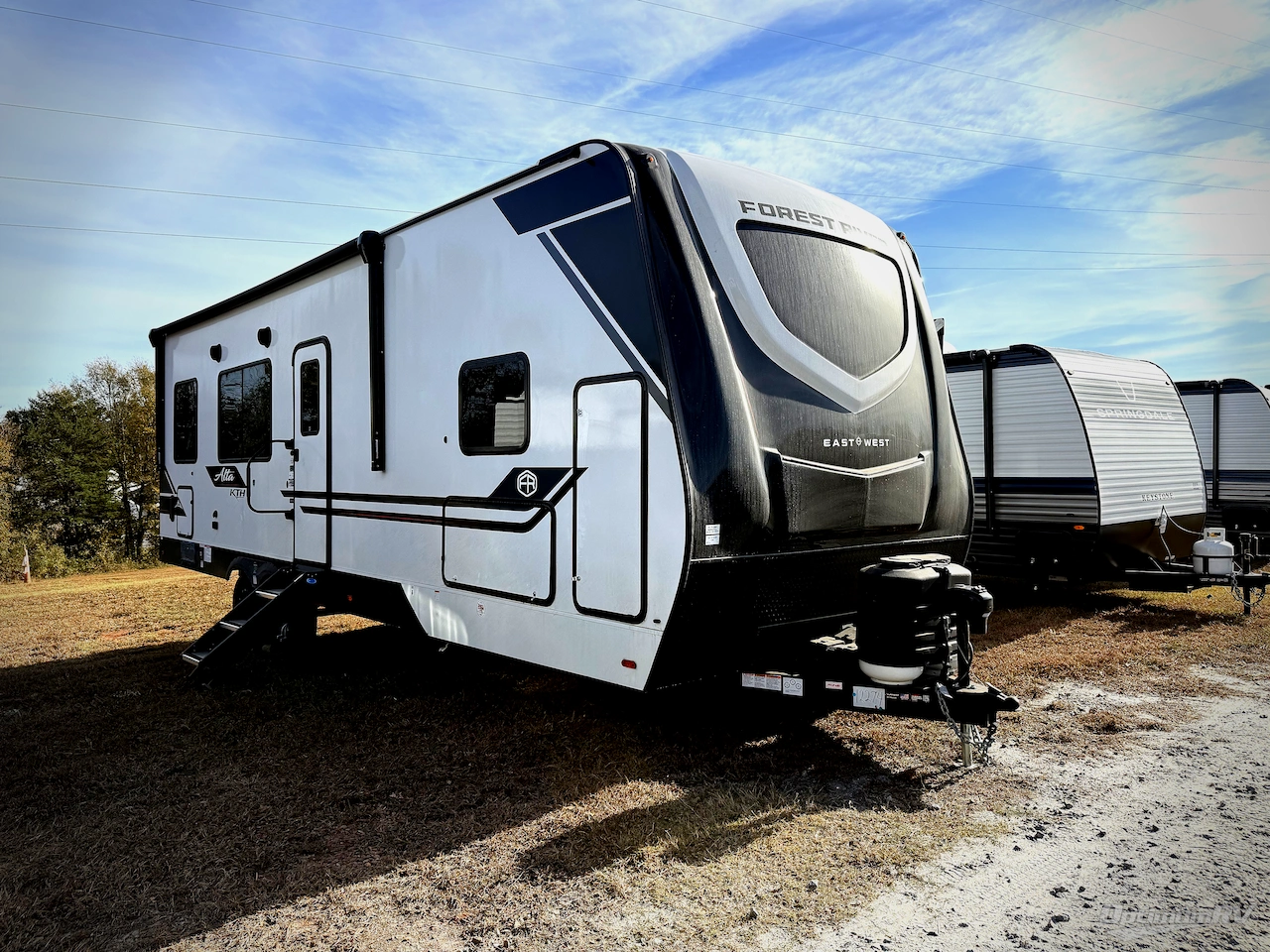 2026 East To West Alta 2870KTH Photo 1