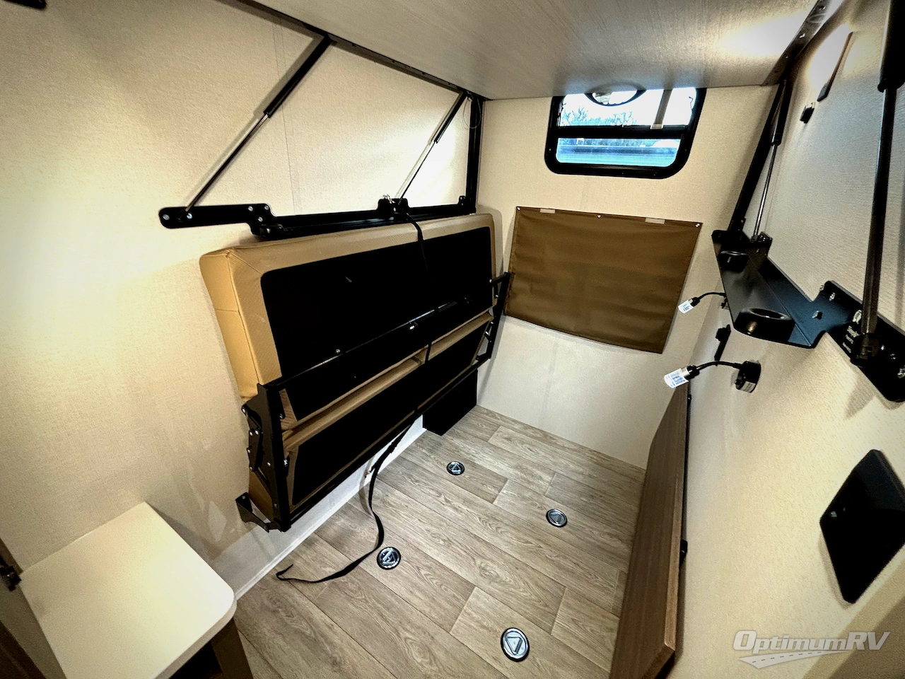 2026 East To West Alta 3010KBH Photo 17