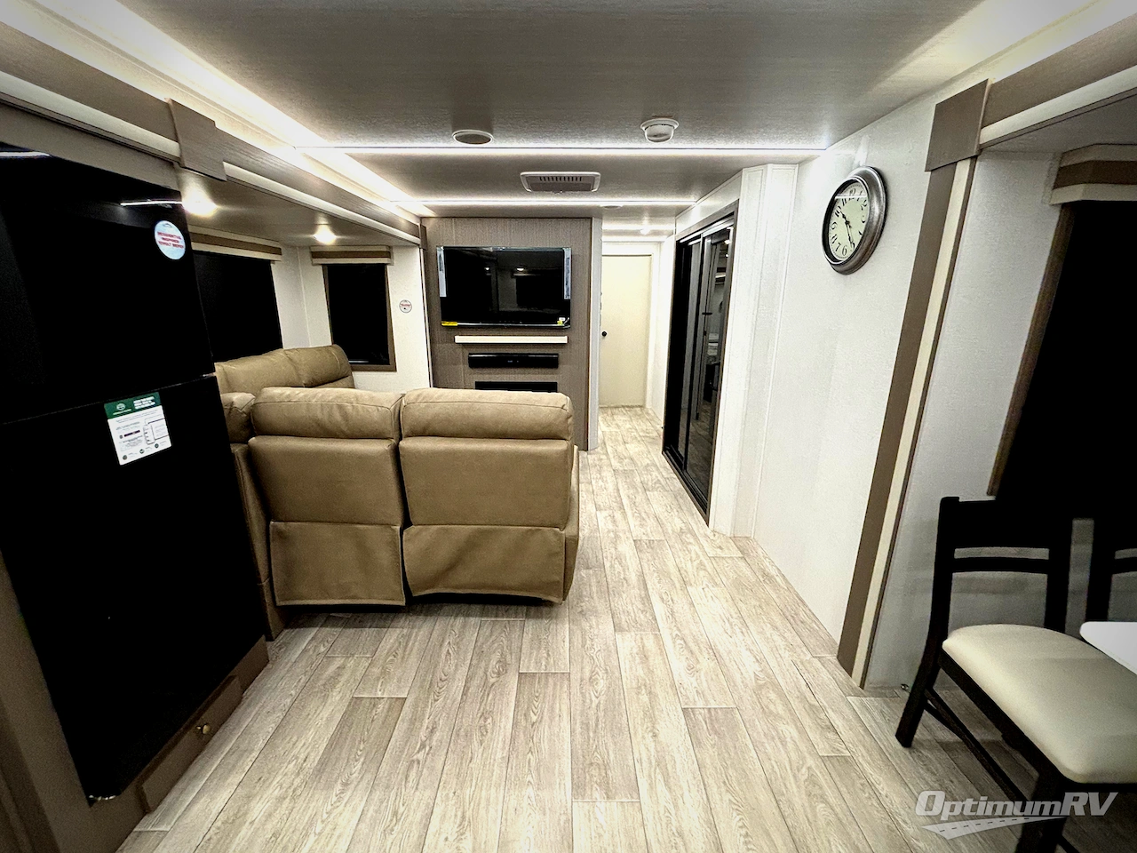 2026 East To West Alta 3175RK Photo 5