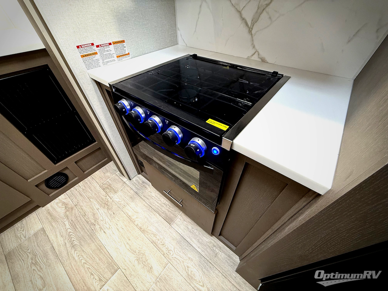 2026 East To West Alta 3175KRL Photo 14