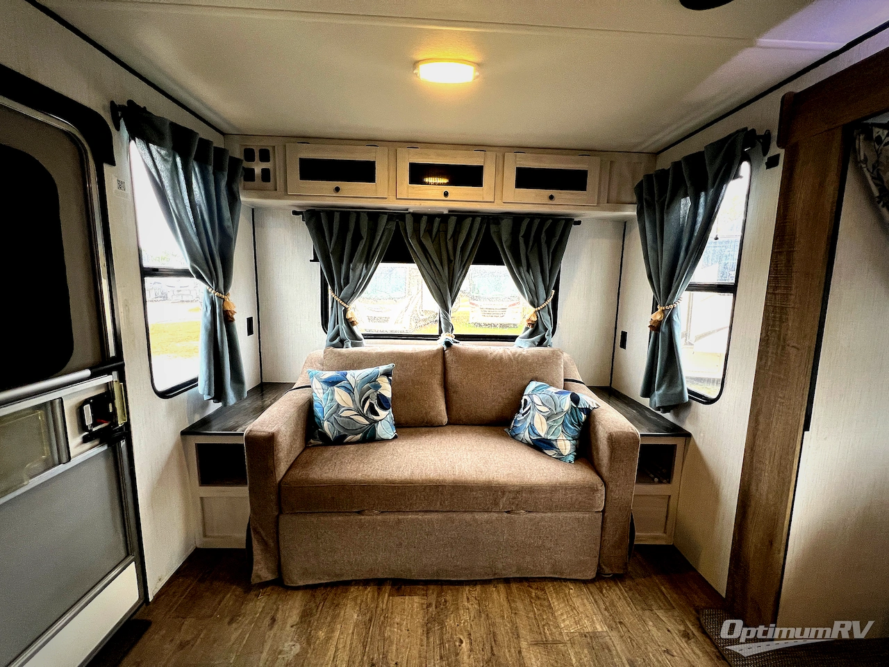 2022 Heartland Trail Runner 255RL Photo 6