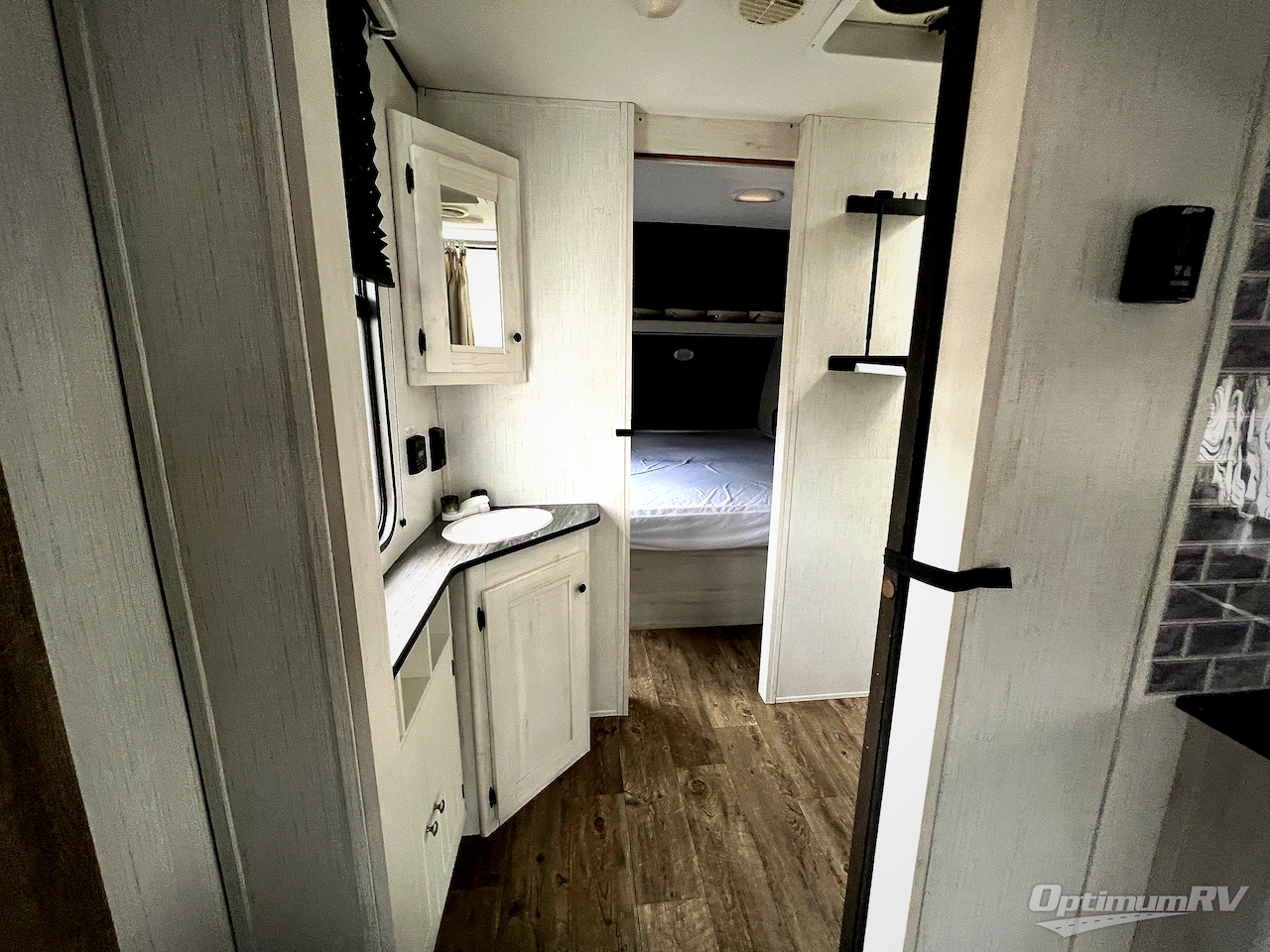 2022 Heartland Trail Runner 255RL Photo 14