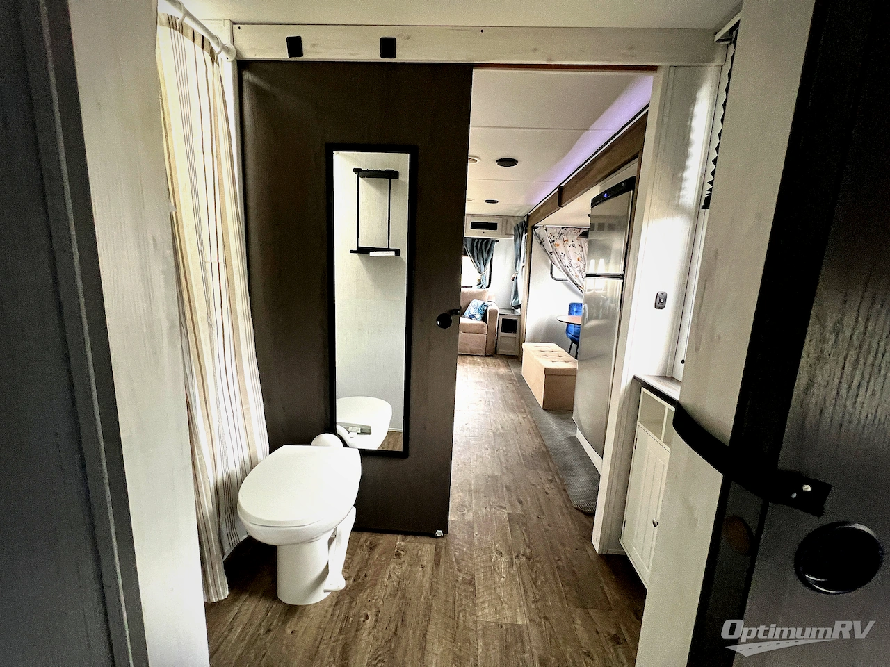 2022 Heartland Trail Runner 255RL Photo 16