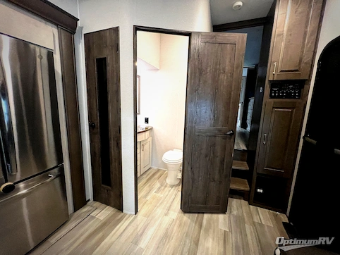 2021 Alliance Paradigm 370FB RV Photo 3