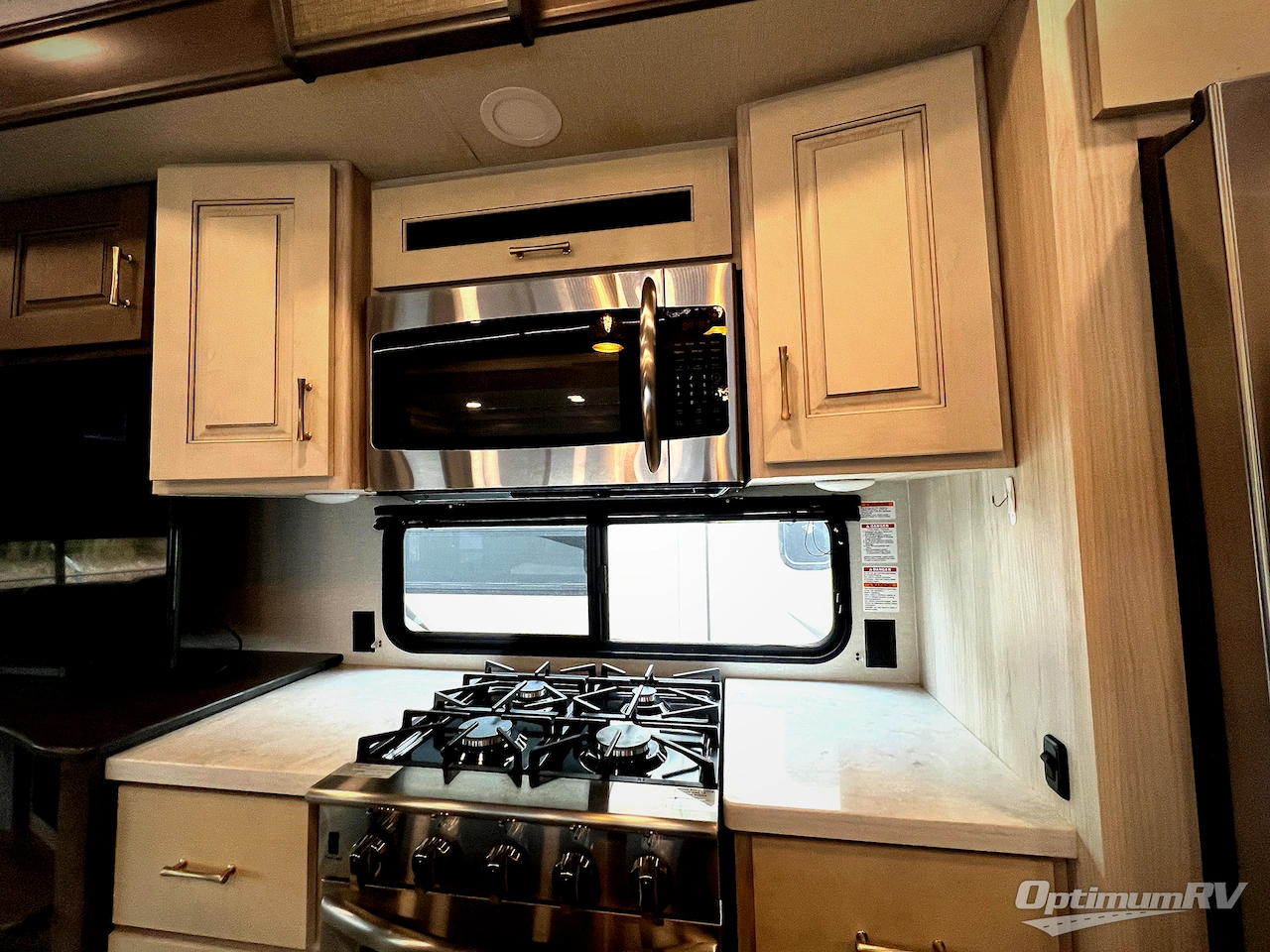 2021 Alliance Paradigm 370FB Photo 13