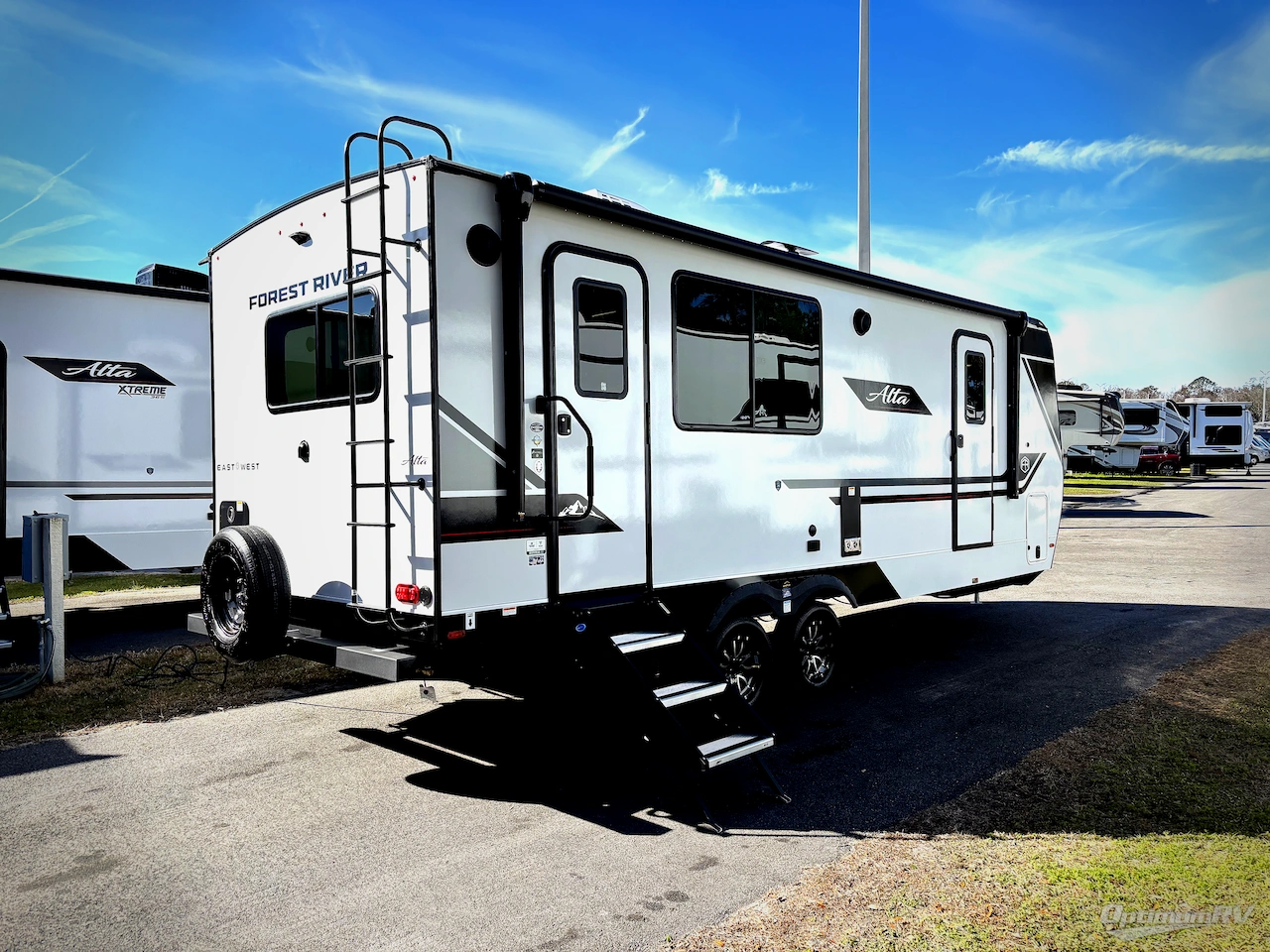 2026 East To West Alta 2375KRK Photo 2