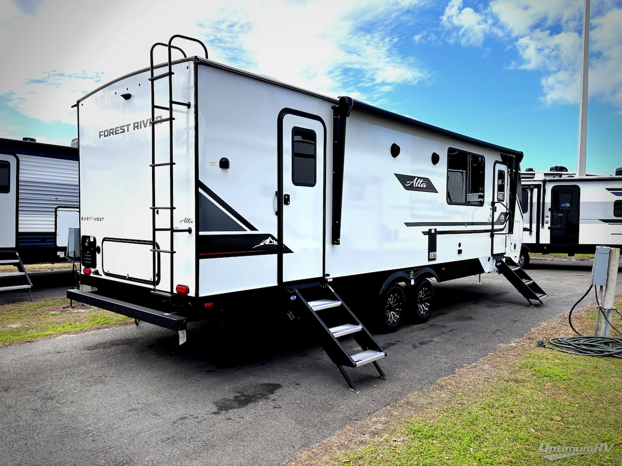 2026 East To West Alta 2375KRK Photo 2