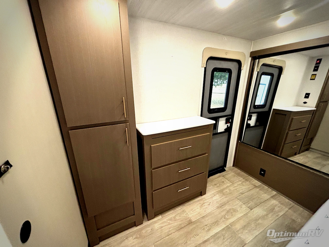 2026 East To West Alta 2375KRK Photo 15